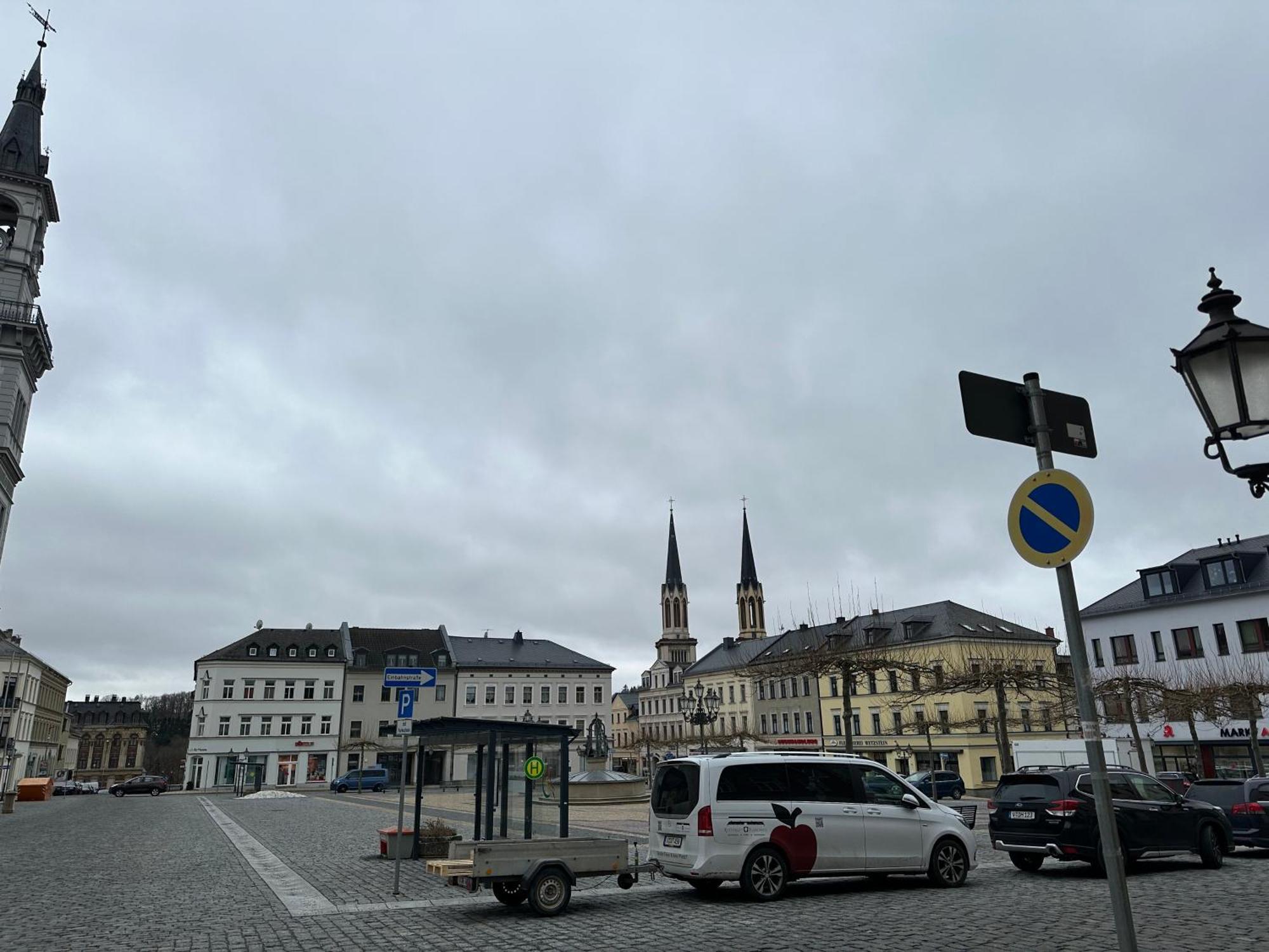 Ein Zimmer Wohnung Am Markt Oelsnitz  ภายนอก รูปภาพ